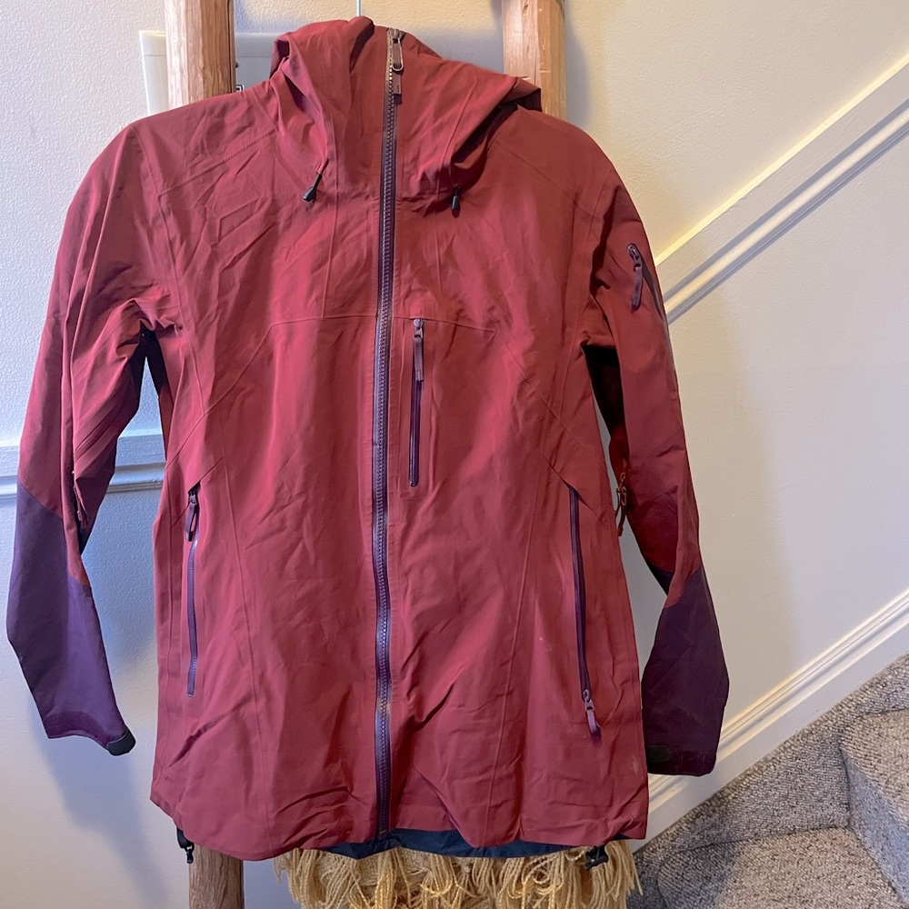 Arcteryx Womens Hardshell Jacket